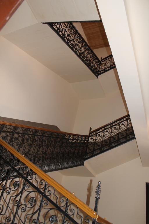 Capital Guesthouse บูดาเปสต์ ภายนอก รูปภาพ