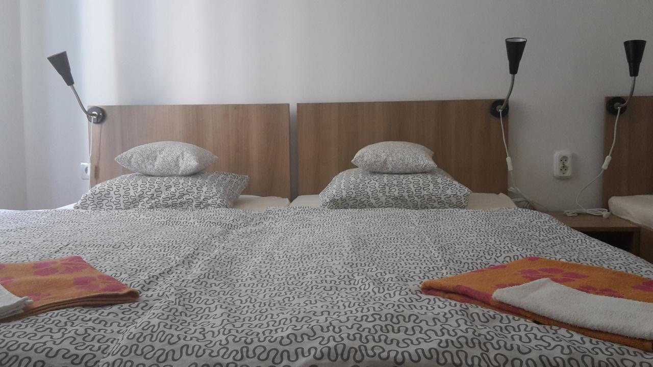 Capital Guesthouse บูดาเปสต์ ห้อง รูปภาพ